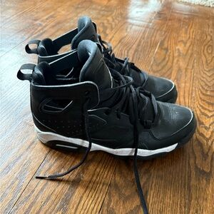 Jordan Flight Club ‘91 Basketball Sneaker